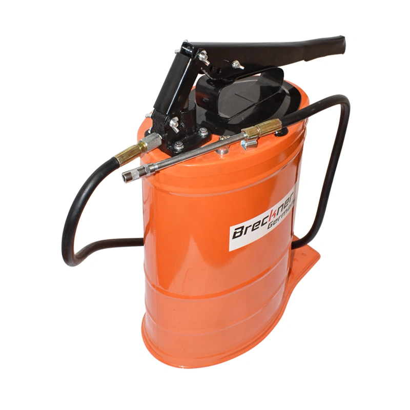 Pompa pentru gresat, manuala 20 Kg cu furtun 1,5m. 5000 PSI Breckner Germany Cod: BK87034 Echivalență: DISPB04 Pompa pentru gresat, manuala 20 Kg cu furtun 1,5m. 5000 PSI Breckner Germany Cod: BK87034 Echivalență: DISPB04