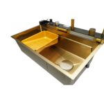 Chiuveta bucatarie multifunctionala din otel inoxidabil auriu PVD cu doua baterii, afisaj digital temperatura, doua cascade, dozator detergent, spalator pahare, scurgator, tava, tocator si accesorii incluse 75x46x22cm - imagine 3