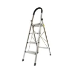 Scara aluminiu pliabila, 4 trepte antiderapante, inaltime 143cm, sarcina maxima 150Kg Crownman Cod:DISPN84
