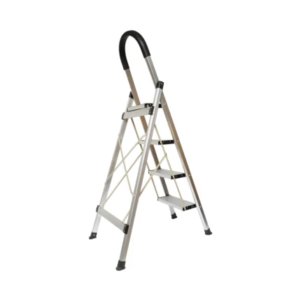 Scara aluminiu pliabila, 4 trepte antiderapante, inaltime 143cm, sarcina maxima 150Kg Crownman Cod:DISPN84